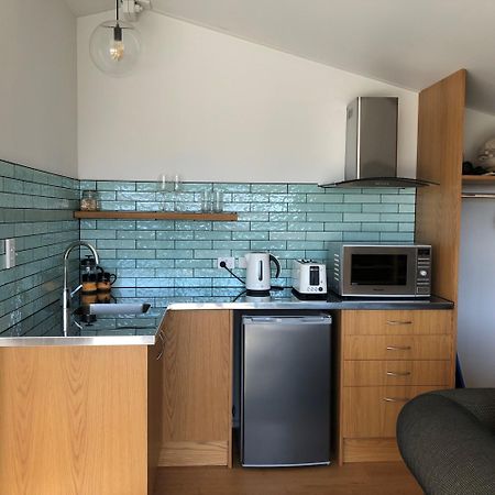 Ruby Bay Loft Accommodation Nelson Eksteriør bilde